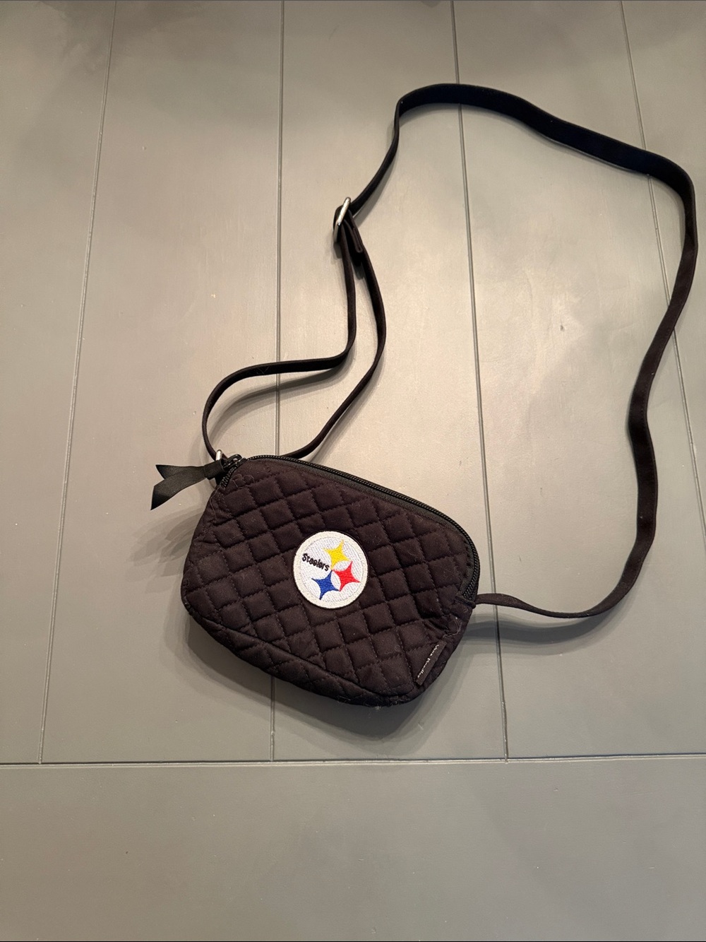 VERA BRADLEY NFL Pittsburg Stealer crossbody bag